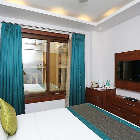 Capital O 10492 Hotel Onyx Garden Гувахати Екстериор снимка